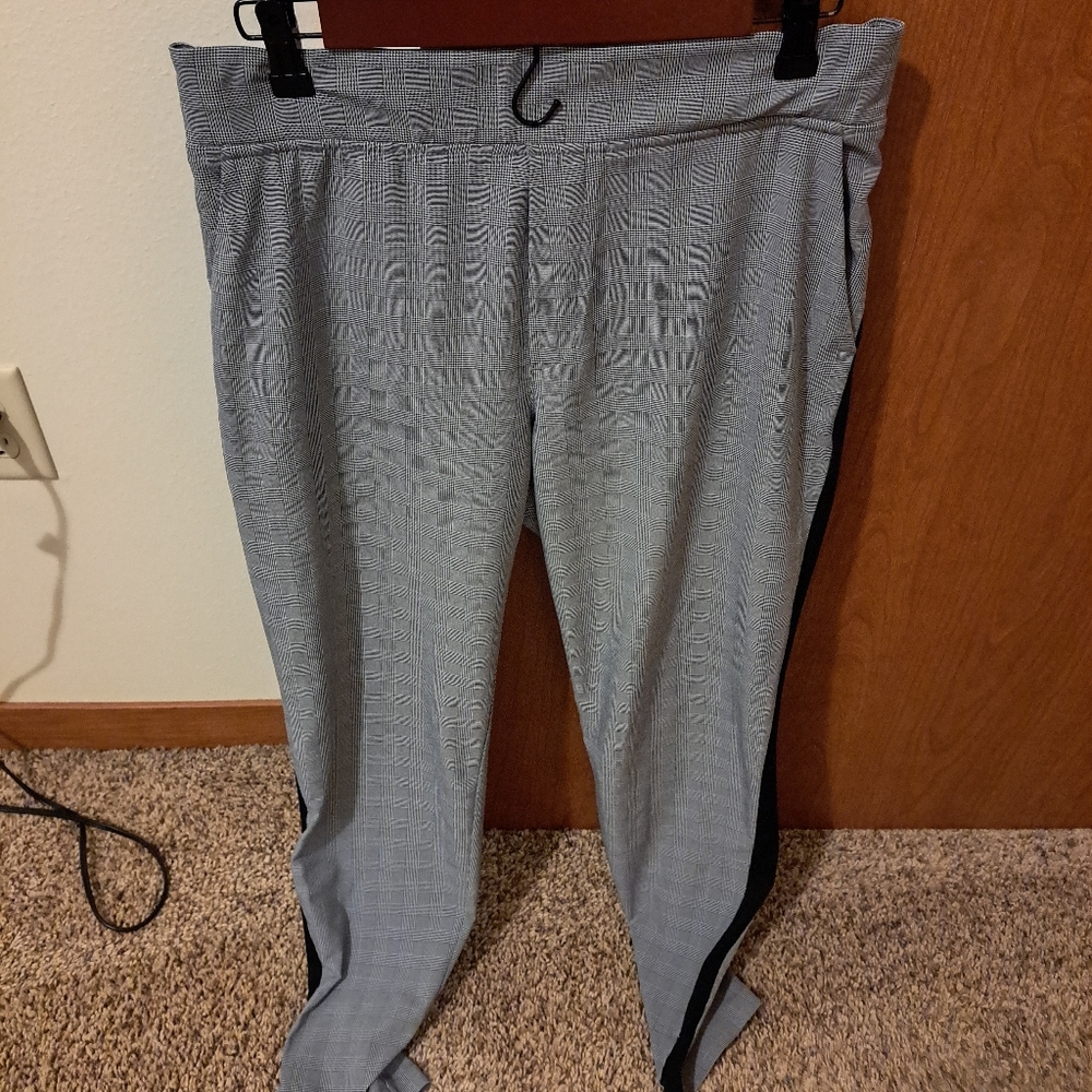 Athleta Plaid Brooklyn Pants size 8
